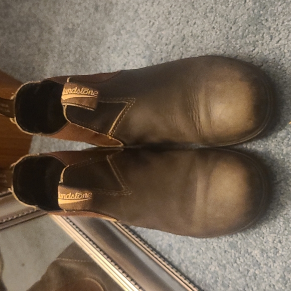 Blundstone Shoes - Blundstones ° Brown